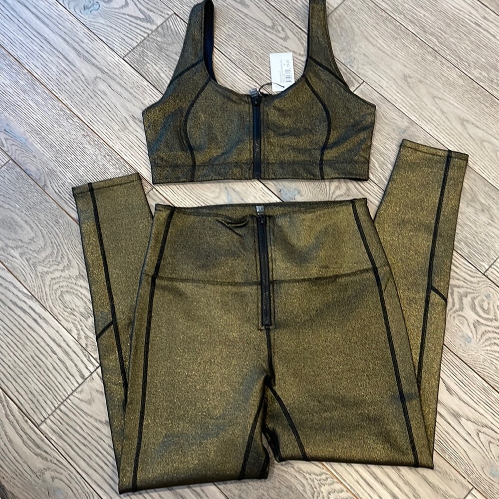 Solid & striped sports